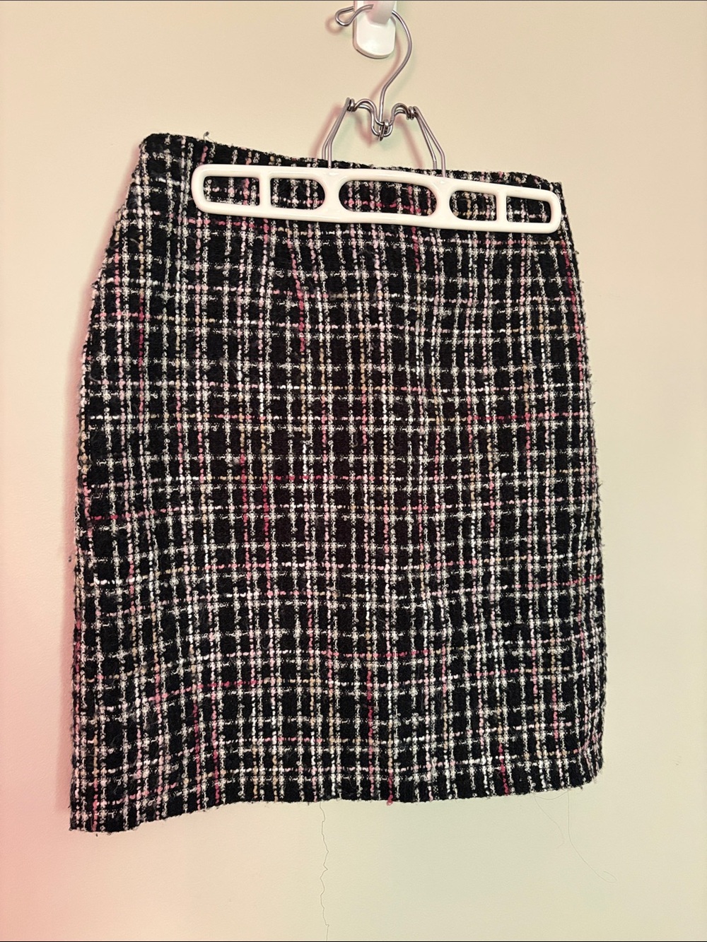 Y2K le chateau Tweed Pencil Skirt with Pink Accents